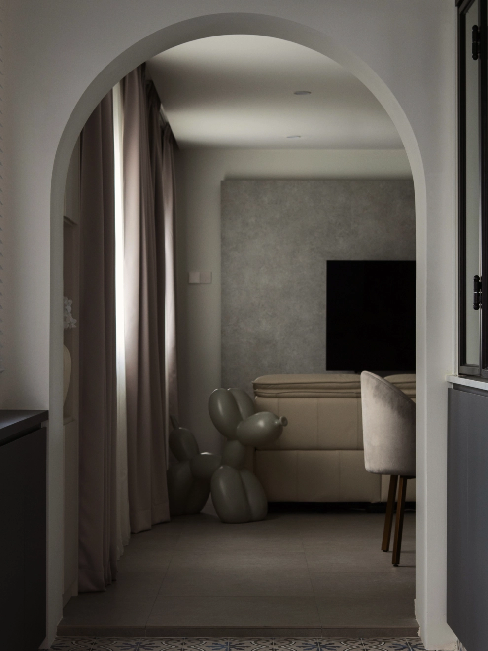 A Modern Mediterranean Interior That Feels Like a Designer Café - Rockin